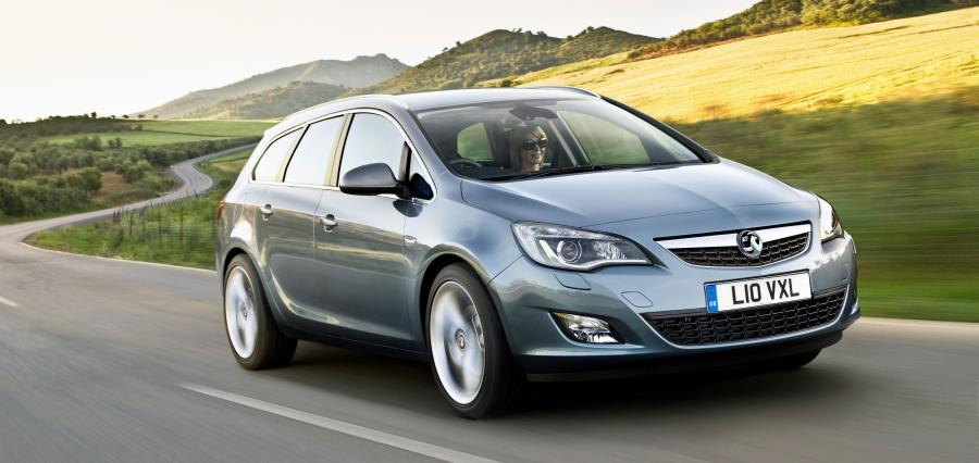  Vauxhall Astra Sports Tourer 2011 года  (фото 6 из 10)